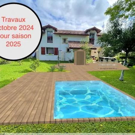 Les D'arrauntz Юстарис