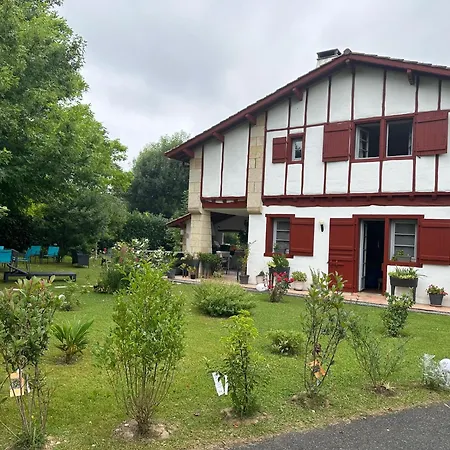 Bed & Breakfast Les D'arrauntz Ustaritz