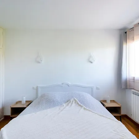 Les D'arrauntz Bed & Breakfast Ustaritz