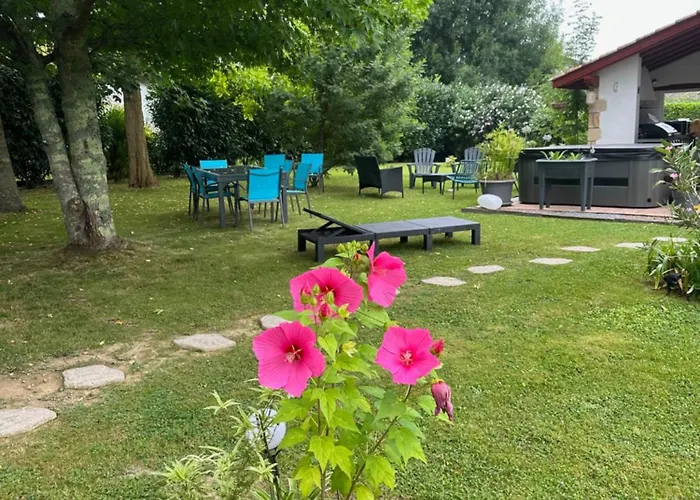 Les D'arrauntz Отель типа 